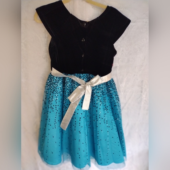 Party Dress Size 7 - Picture 2 of 2